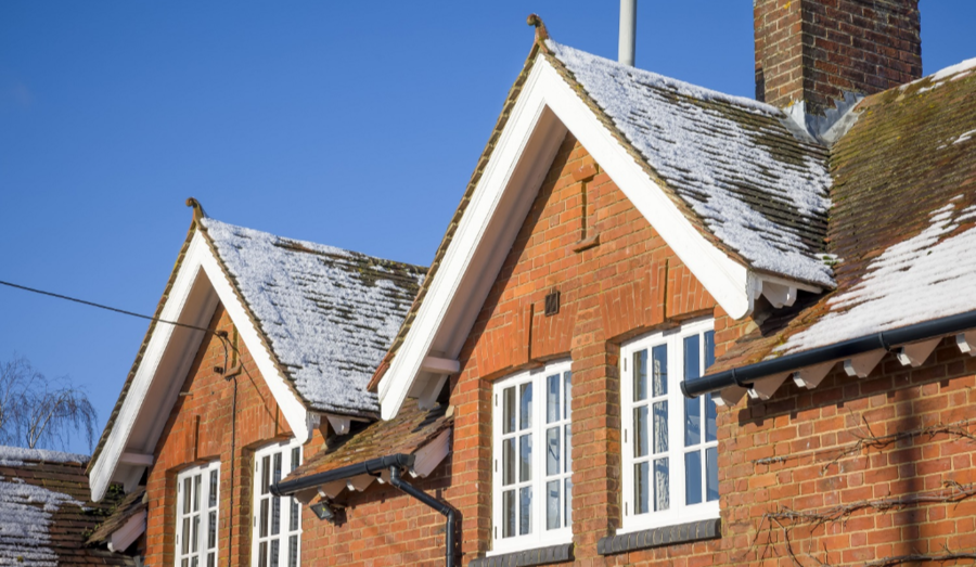 winter house painting